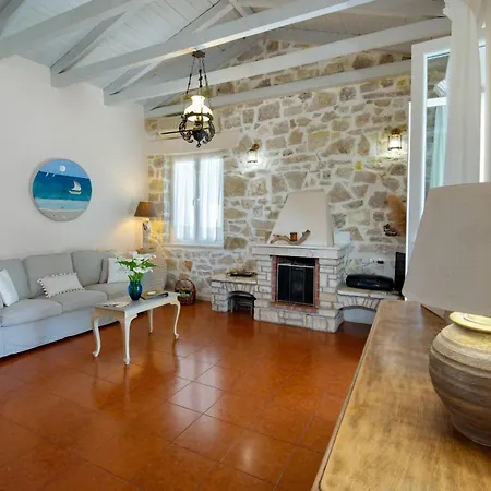 Villa Labovitsa Vlachopoulátika Extérieur photo