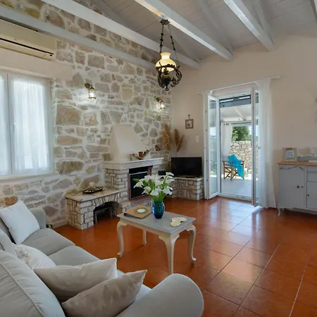Villa Labovitsa Vlachopoulátika Extérieur photo